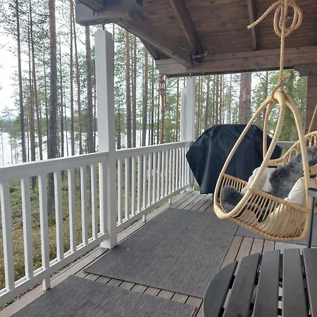 Hilda, By The Dağ evi