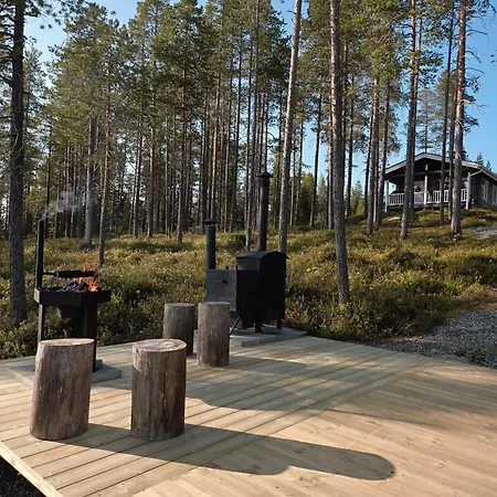 Dağ evi Hilda, By The